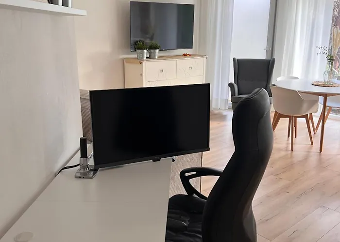 Apartment Am Bahnhof - Self Check-in - Terrasse Niederdorla