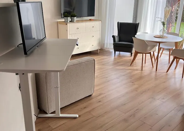 Apartment Am Bahnhof - Self Check-in - Terrasse Niederdorla